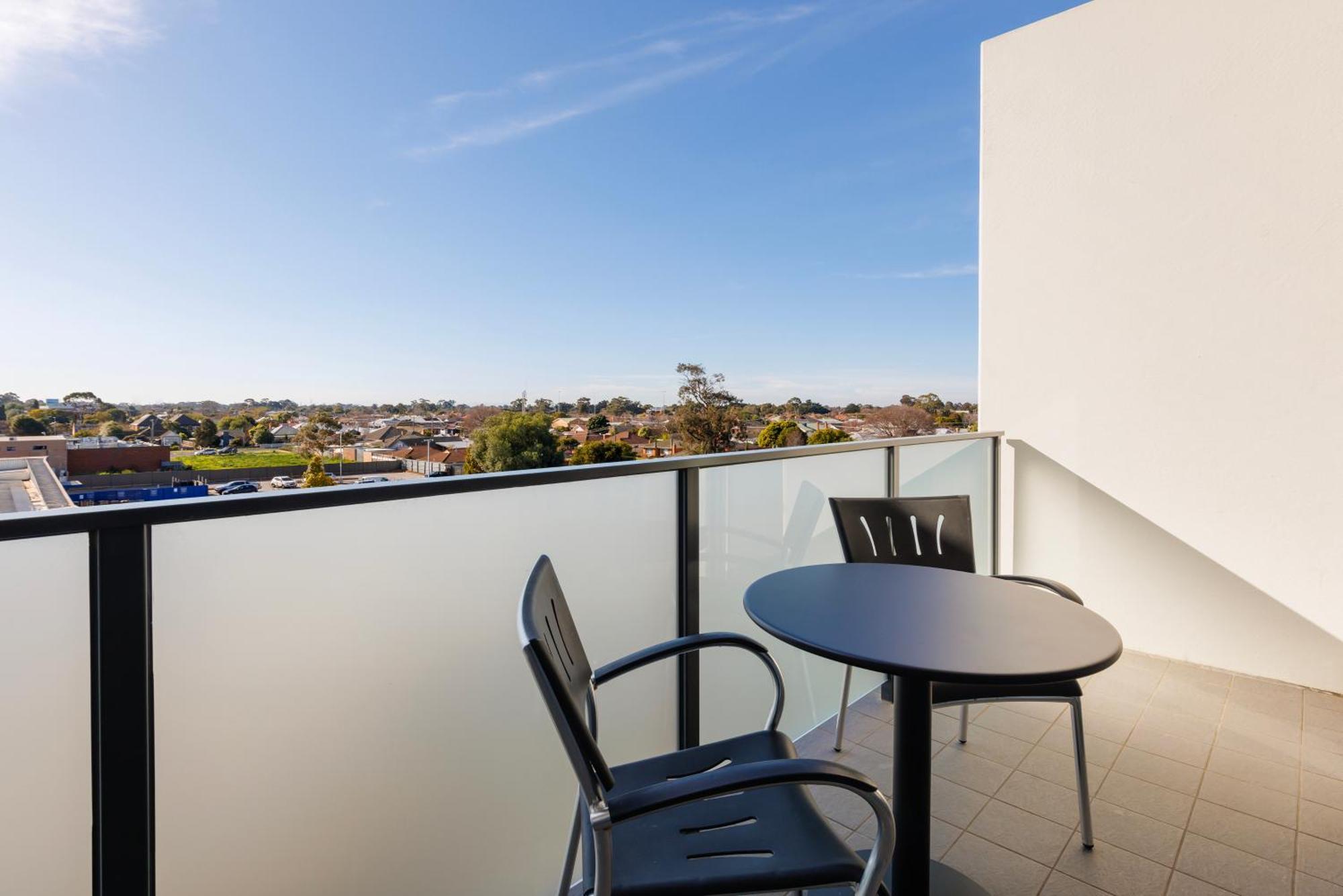 Quest Werribee Aparthotel Ngoại thất bức ảnh