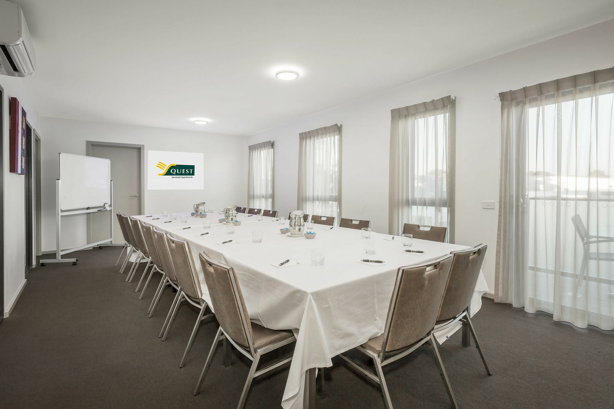 Quest Werribee Aparthotel Ngoại thất bức ảnh